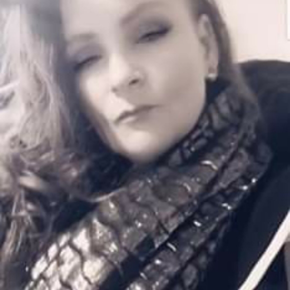 Meet your Posher, D - Picture 7 of 16